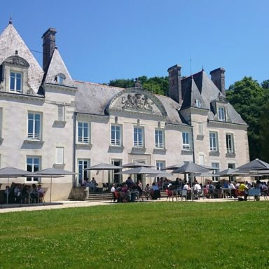 Chateau Nantes St Herblain mariages terrasse - parc boisé 44